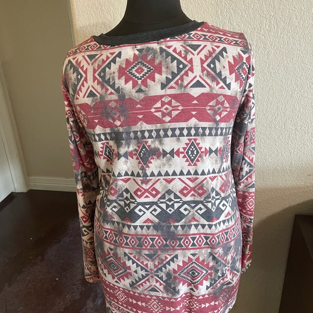 Heimish Aztec V-Neck Top - Picture 3 of 4